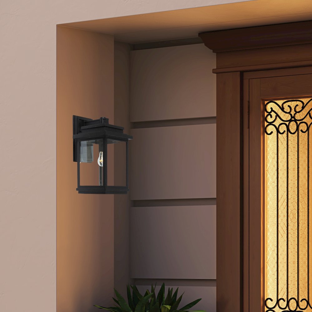 Freemont 1Light Outdoor Wall Light. Picture 2