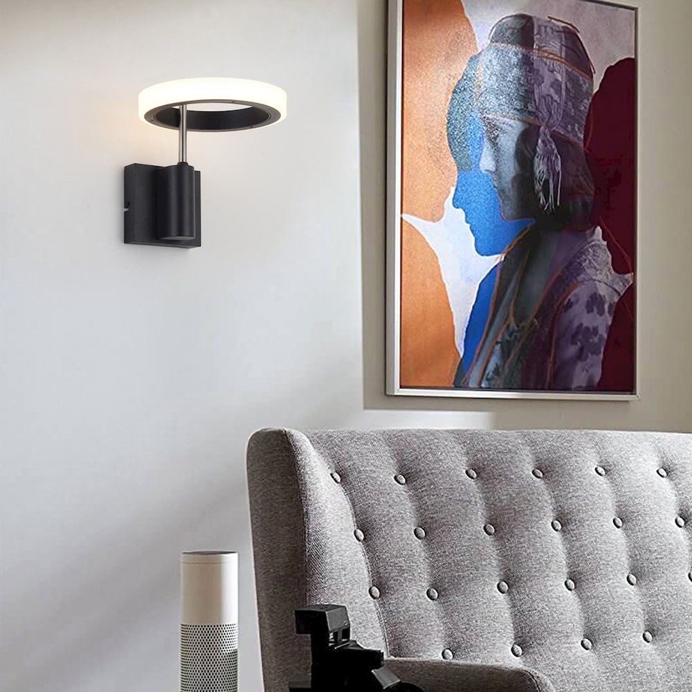 Aerial LED Wall Sconce. Picture 5