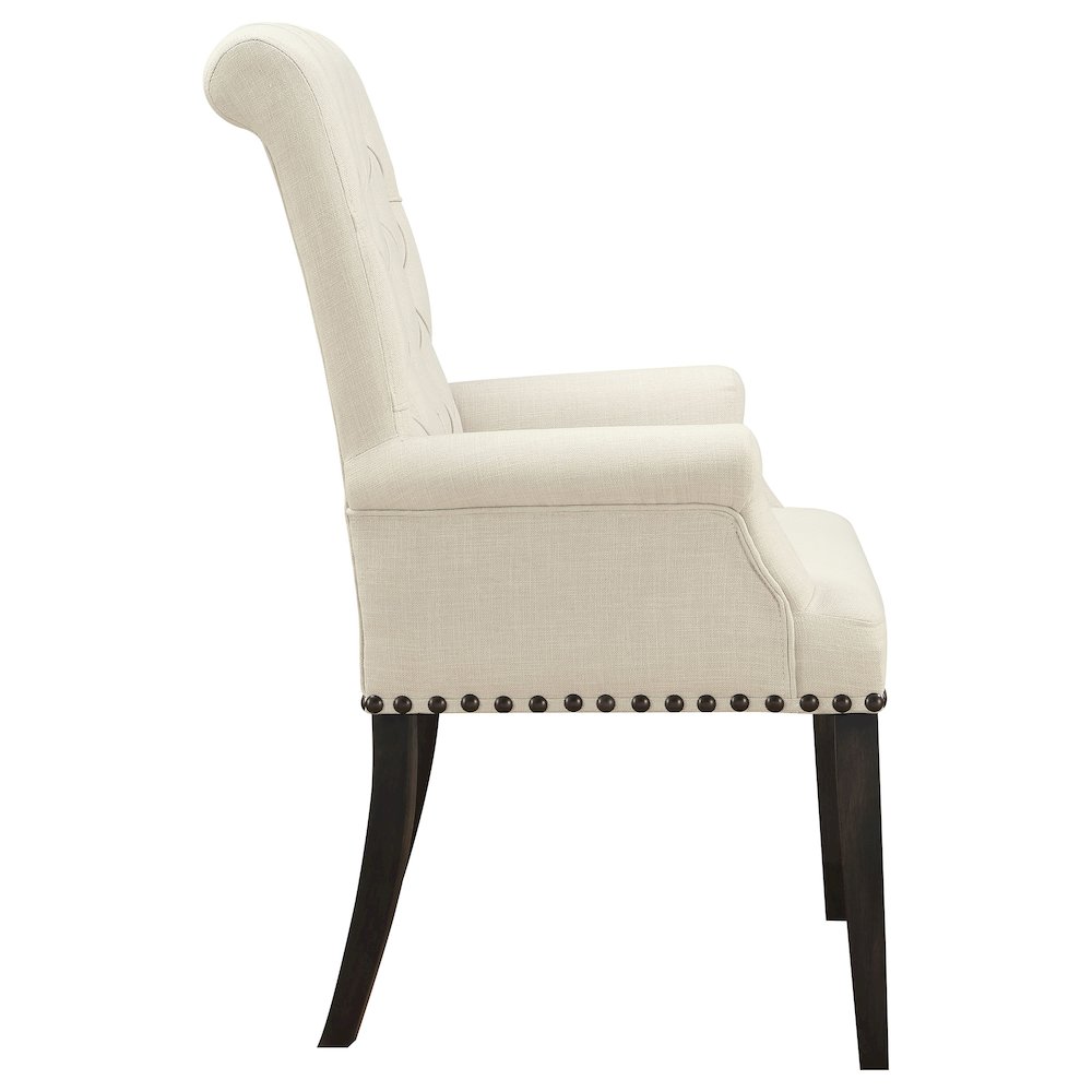 Traditional Tufted Upholstered Armchair. Picture 8