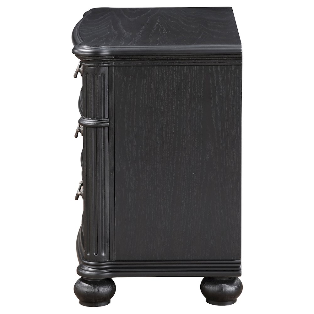 Black 3-drawer Nightstand. Picture 5