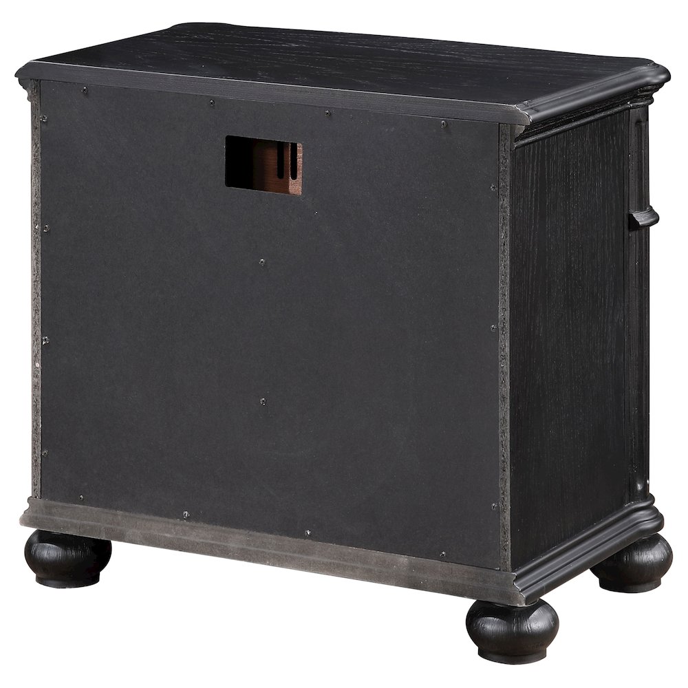 Black 3-drawer Nightstand. Picture 8