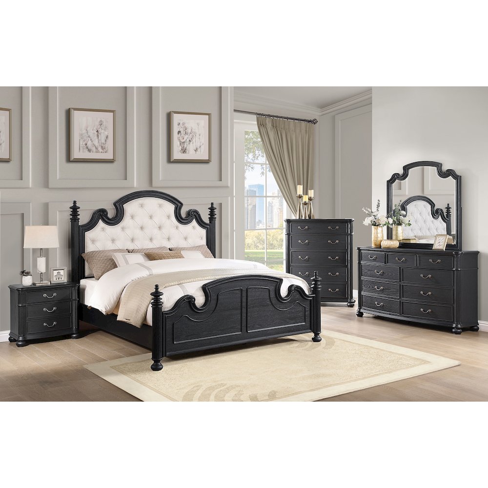 Black 3-drawer Nightstand. Picture 14