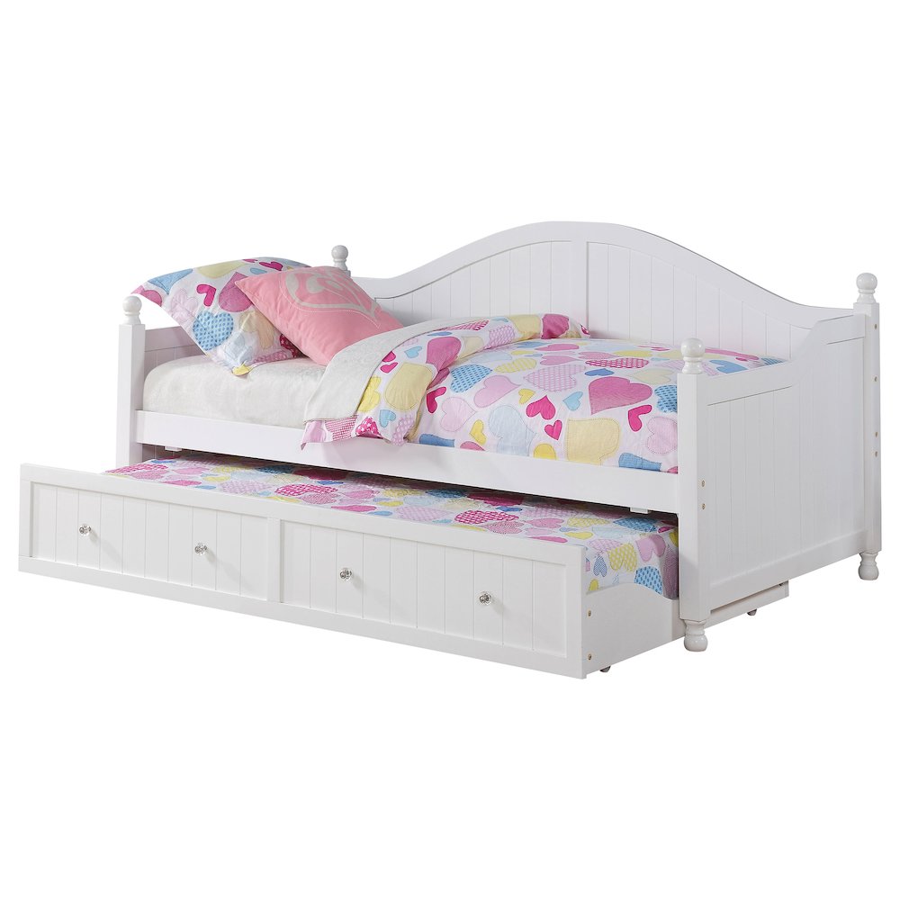 White Twin Daybed. Picture 1