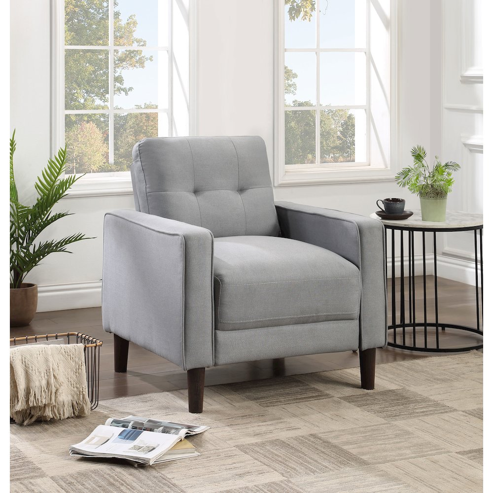 Tufted Cushion Back Armchair. Picture 2