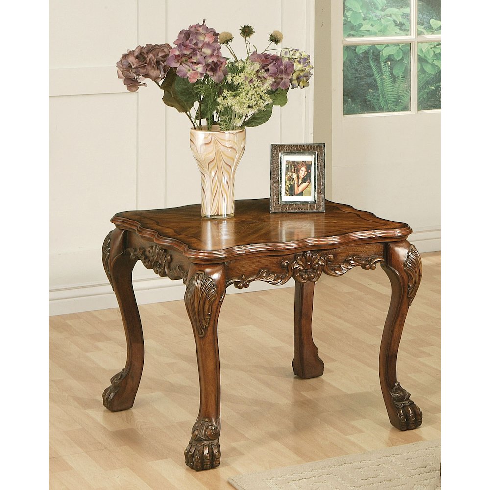 Cherry Oak End Table with Cabriole Legs. Picture 2