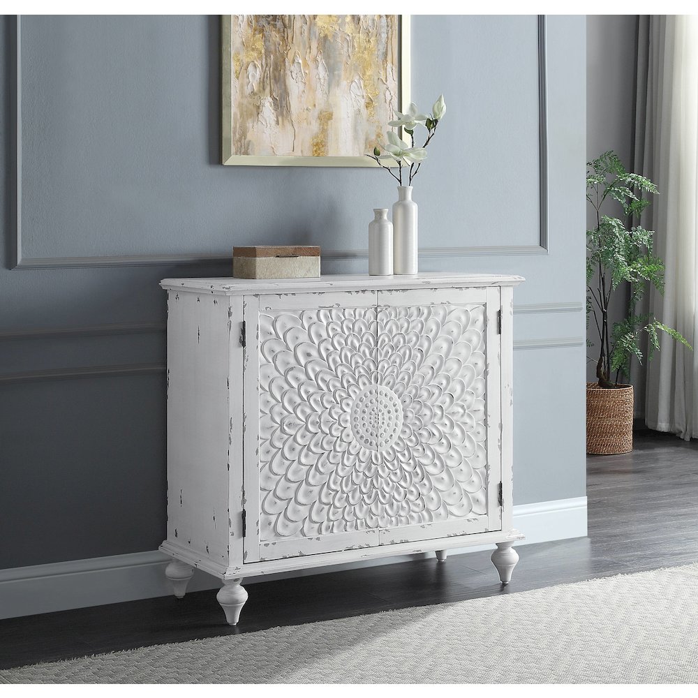 Antique White Rectangular Console Cabinet. Picture 4