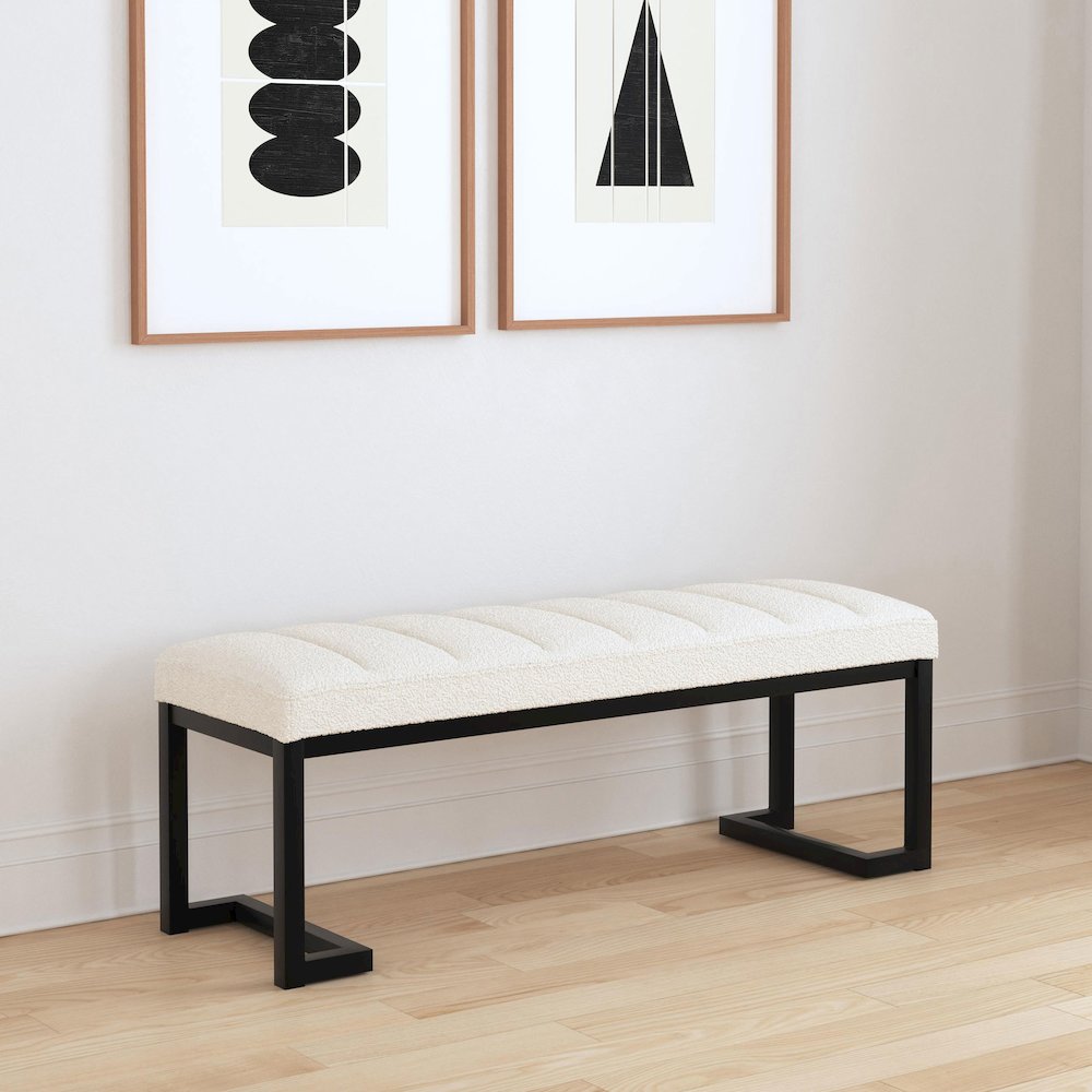 Upholstered Entryway Accent Bench. Picture 2