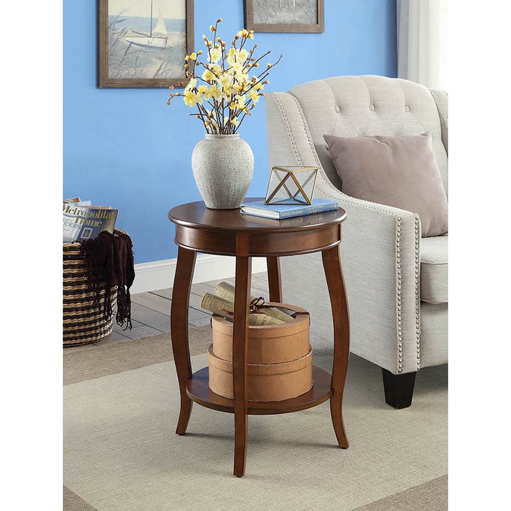 Round Side Table with Bottom Shelf. Picture 3
