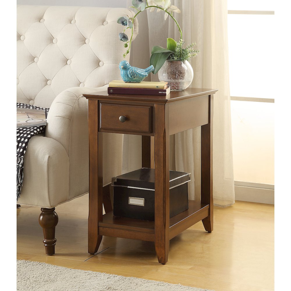 Accent Table with Bottom Shelf. Picture 4