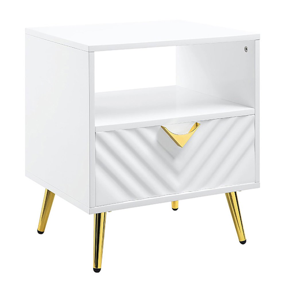 White High Gloss End Table with Shelf. Picture 1