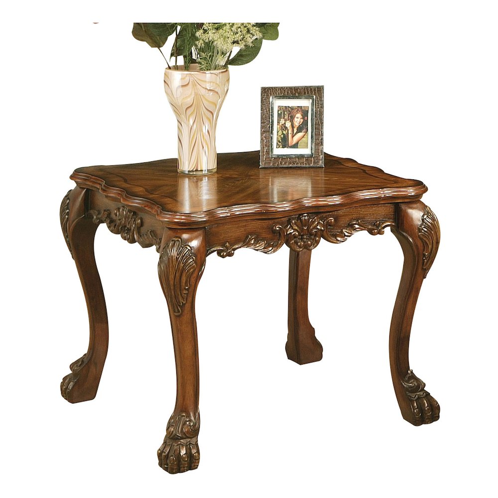 Cherry Oak End Table with Cabriole Legs. Picture 1