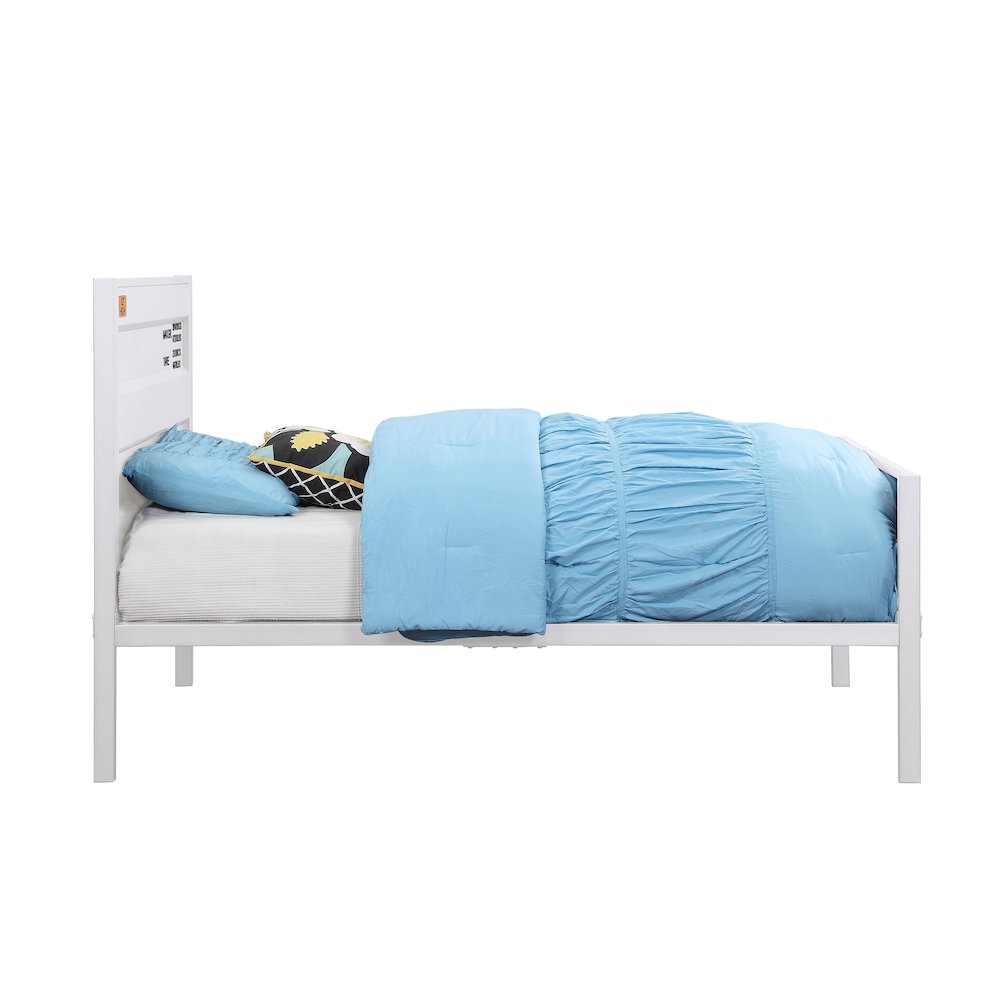 Full Platform Bed. Picture 3