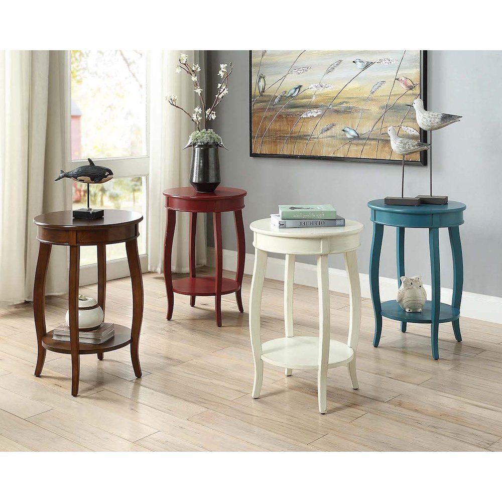 Round Side Table with Bottom Shelf. Picture 2