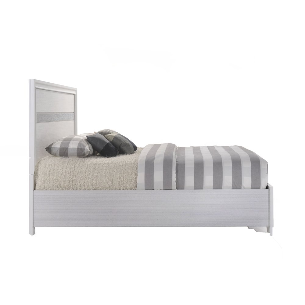 2-Drawer Platform Bed. Picture 3
