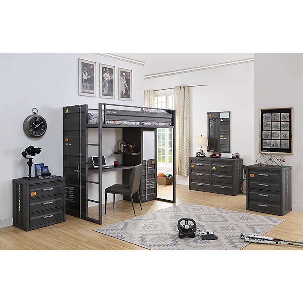 Gunmetal Chest with 3- Drawer. Picture 5