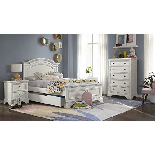 Westwood Design Olivia Traditional Wood Complete Full Bed in Brushed White. Picture 3