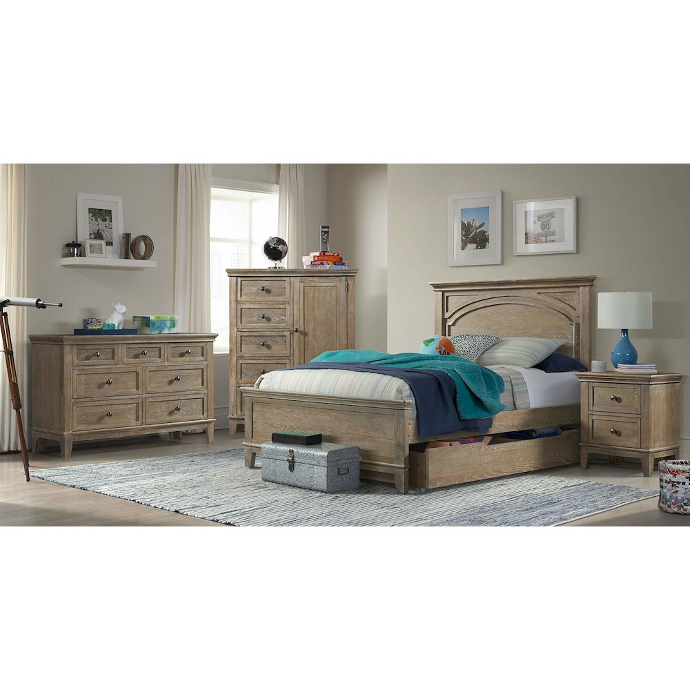 Westwood Design Leland Traditional Wood Complete Full Bed in Sandwash Gray. Picture 2