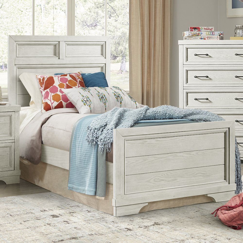 Westwood Design Foundry Traditional Wood Complete Twin Bed in White Dove. Picture 1