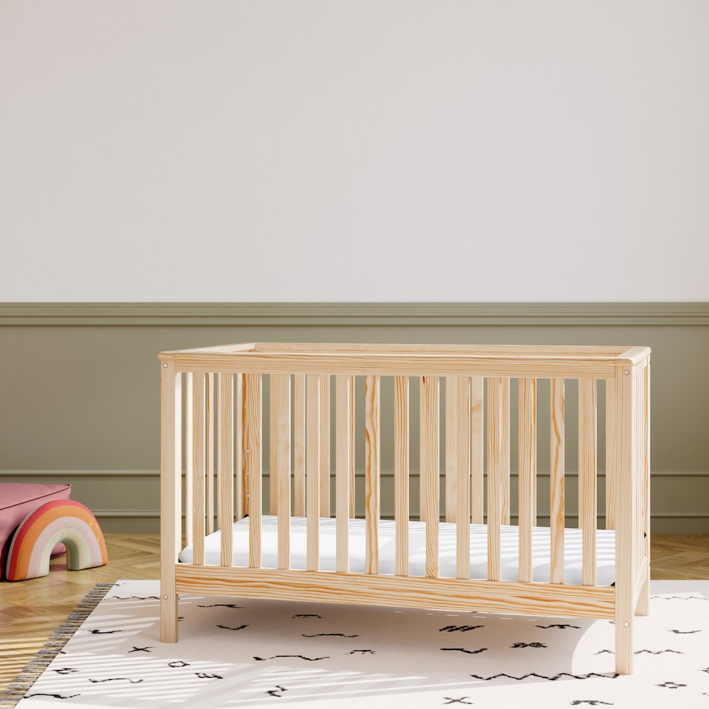 Storkcraft Hillcrest 4-in-1 Convertible Crib - Natural. Picture 2