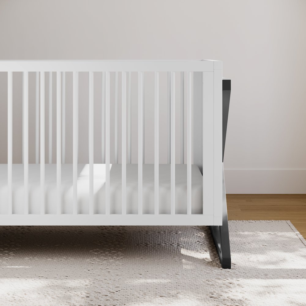 Storkcraft Equinox 3-in-1 Convertible Crib - Gray. Picture 2