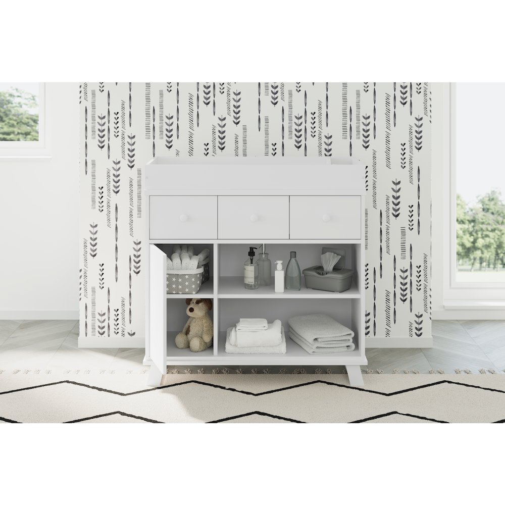 Storkcraft Modern Nursery Changing Table Dresser - White. Picture 2