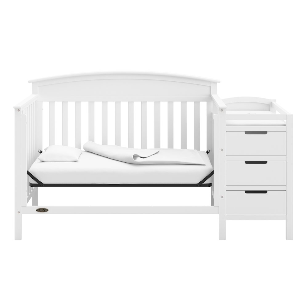 Graco Benton 4-in-1 Convertible Crib and Changer (White). Picture 4