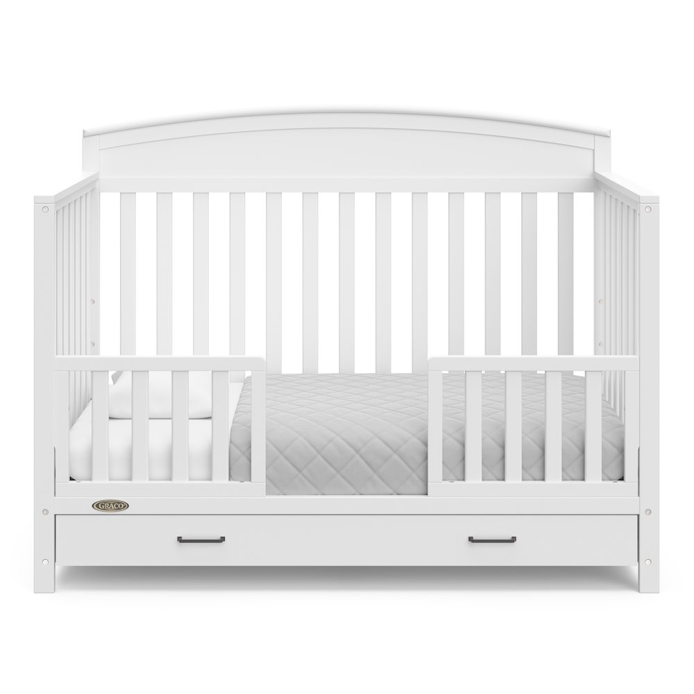 Graco Benton 5-in-1 Convertible Crib with Drawer (White). Picture 4