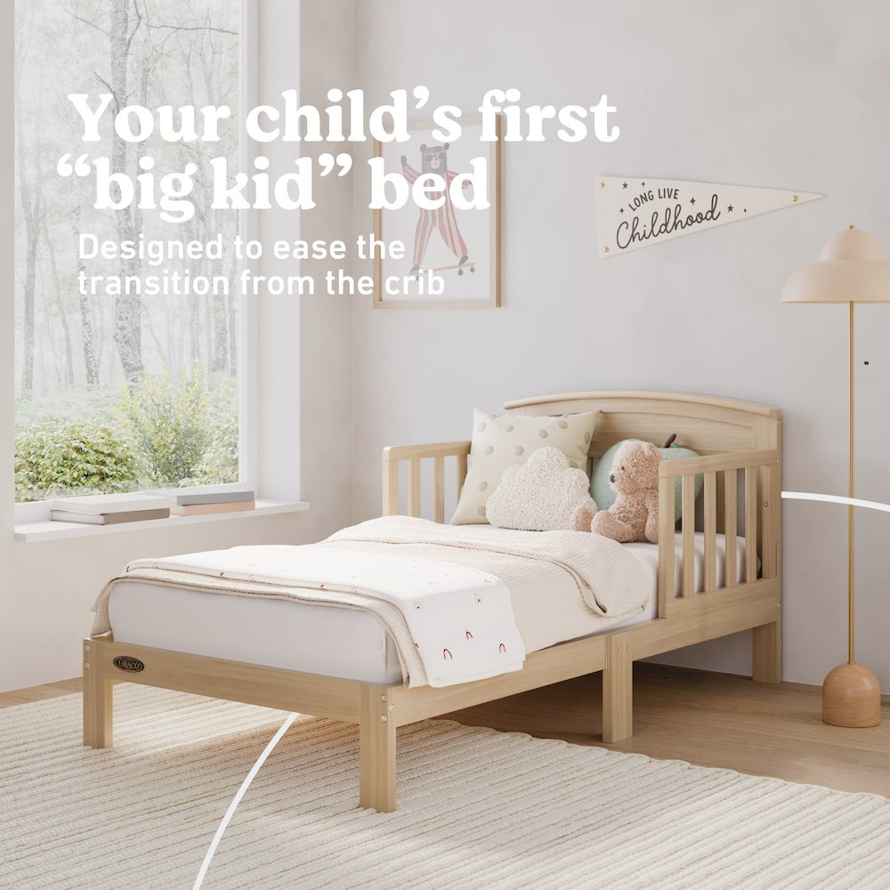 Benton Toddler Bed - White. Picture 3