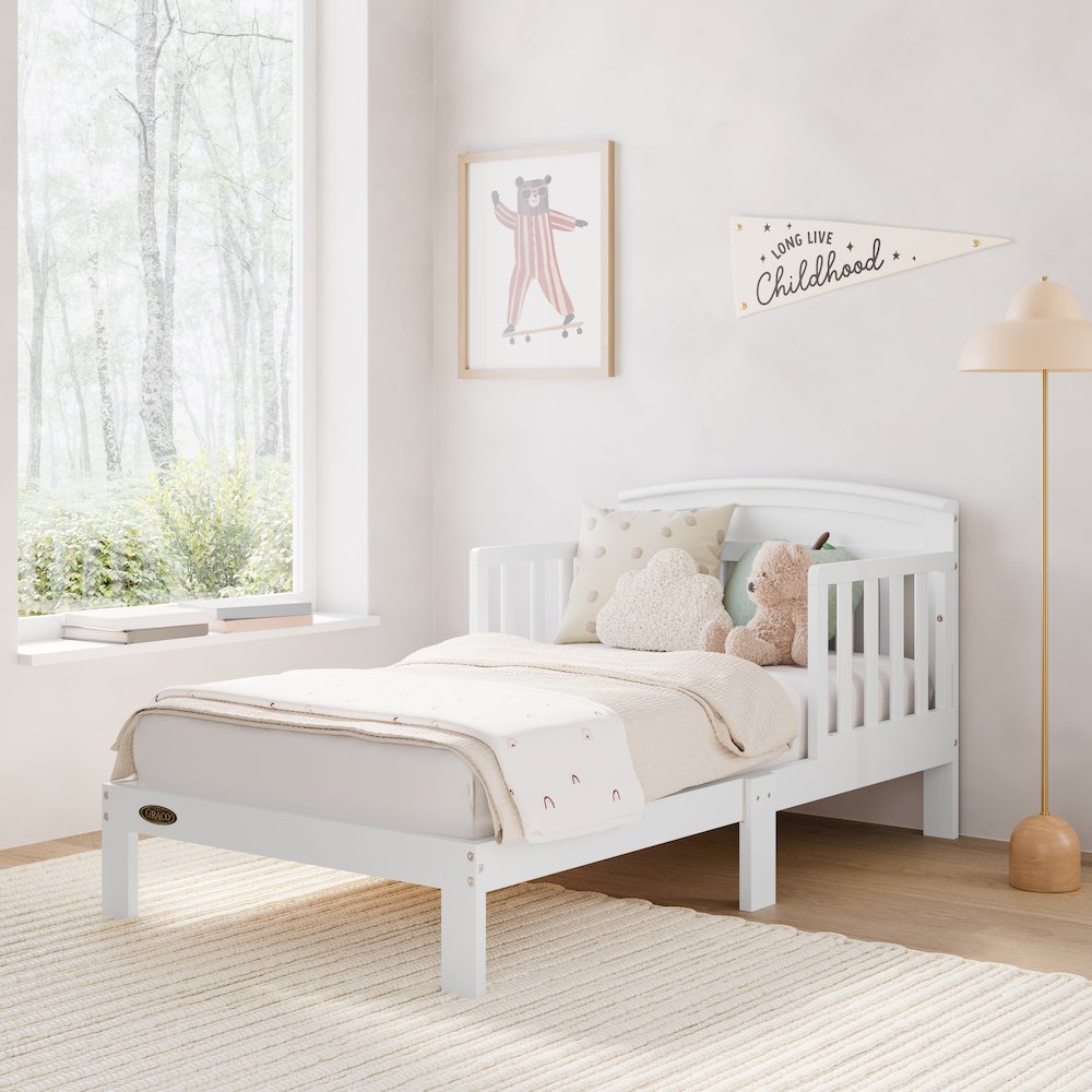 Benton Toddler Bed - Driftwood. Picture 2