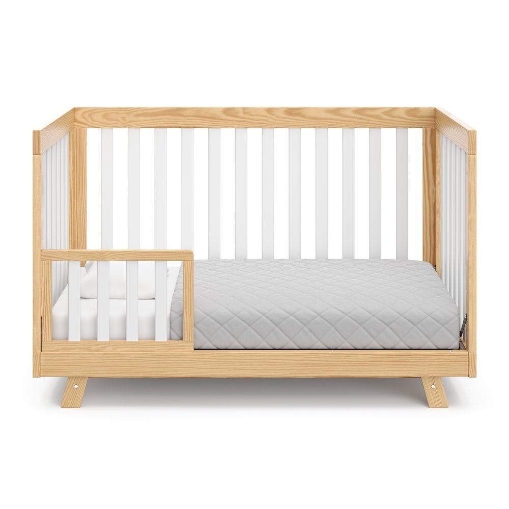 Storkcraft Beckett 3-in-1 Convertible Crib (Natural with White). Picture 8