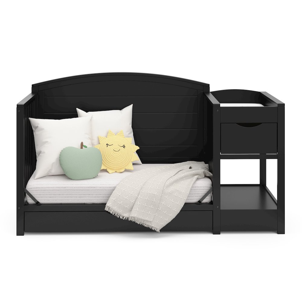 Graco Bellwood 5-in-1 Convertible Crib & Changer with Drawer (Black). Picture 10