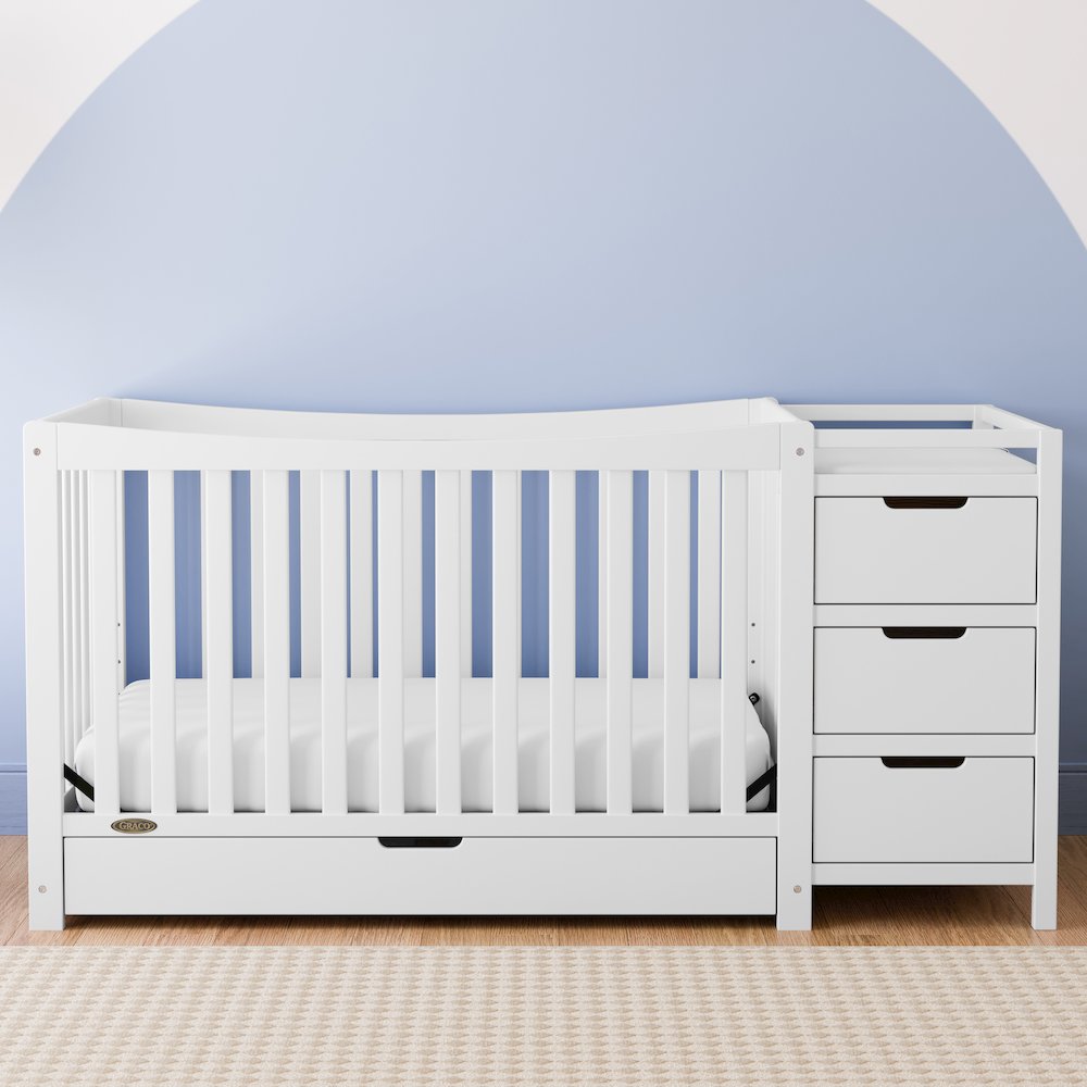 Graco Remi All-in-One Convertible Crib with Drawer and Changer (White). Picture 2