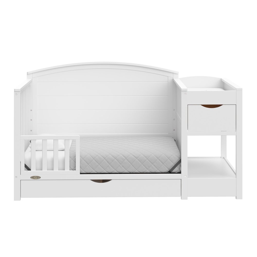 Graco Bellwood 5-in-1 Convertible Crib & Changer with Drawer (White). Picture 10