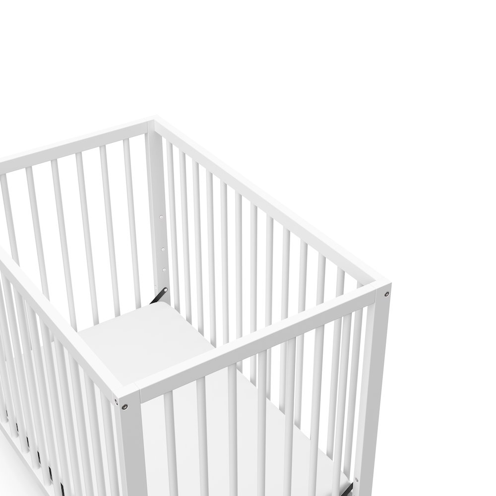 Graco Teddi 4-in-1 Convertible Mini Crib - White. Picture 3