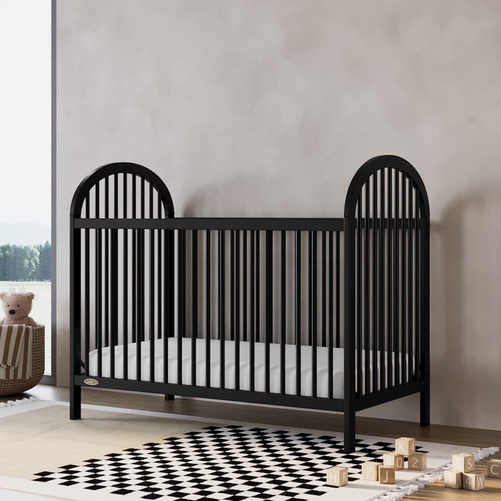 Graco Olivia 3-in-1 Convertible Crib (Black) – GREENGUARD Gold Certified. Picture 2