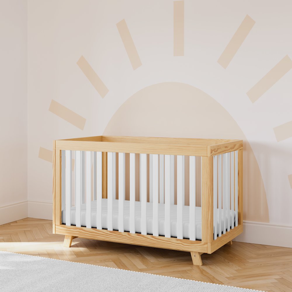 Storkcraft Beckett 3-in-1 Convertible Crib (Natural with White). Picture 3