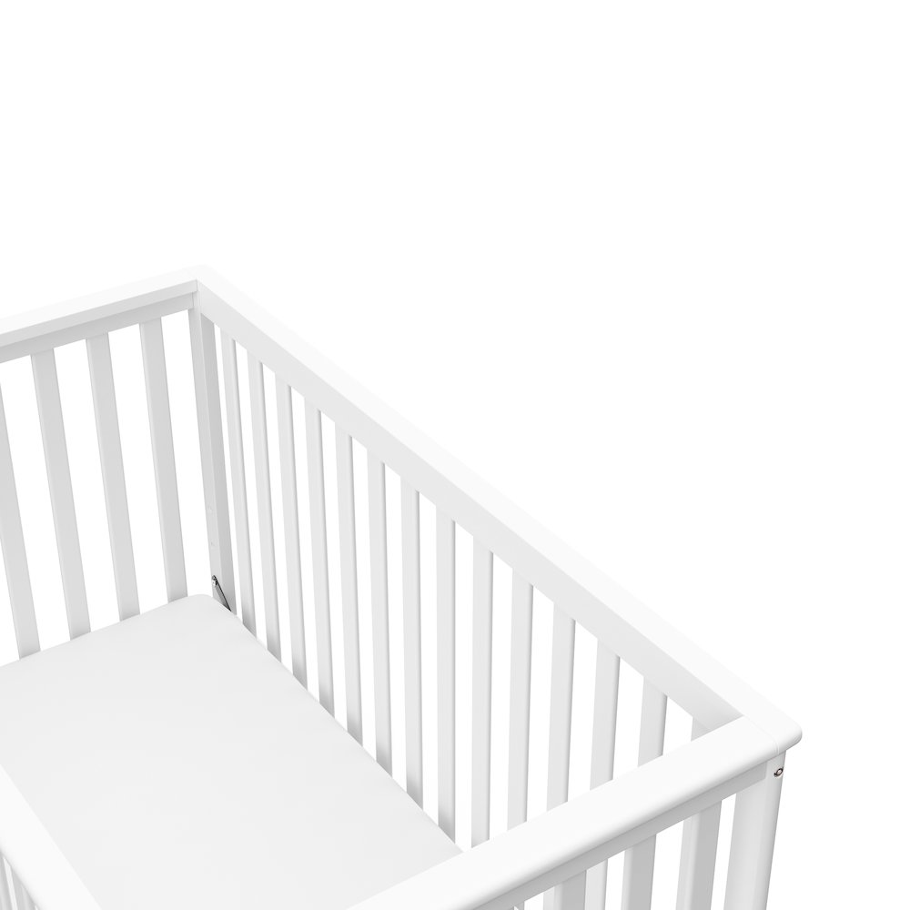 Storkcraft Hillcrest 4-in-1 Convertible Crib - White. Picture 3