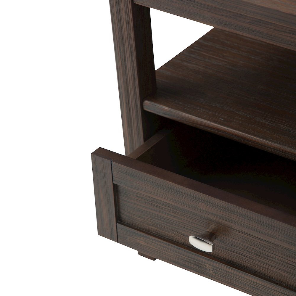 20 inch Solid Wood Transitional End Table in Farmhouse Brown (Set of 2). Picture 3