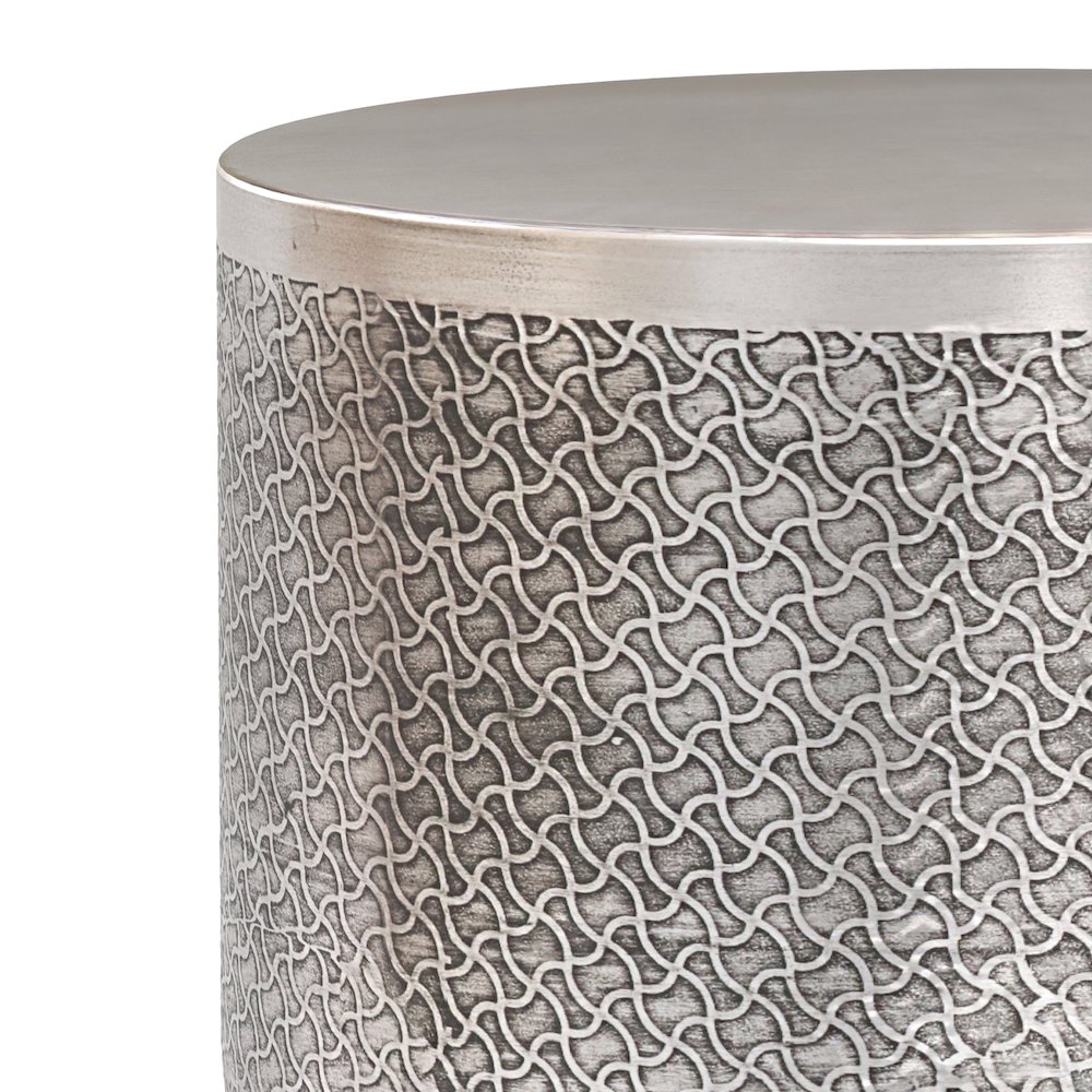 18"W Boho Web Pattern Metal Accent Table in Antique Silver Iron, Assembled. Picture 4