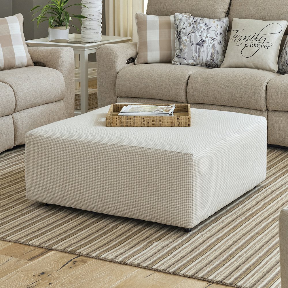 Searsport Castered Cocktail Ottoman. Picture 5