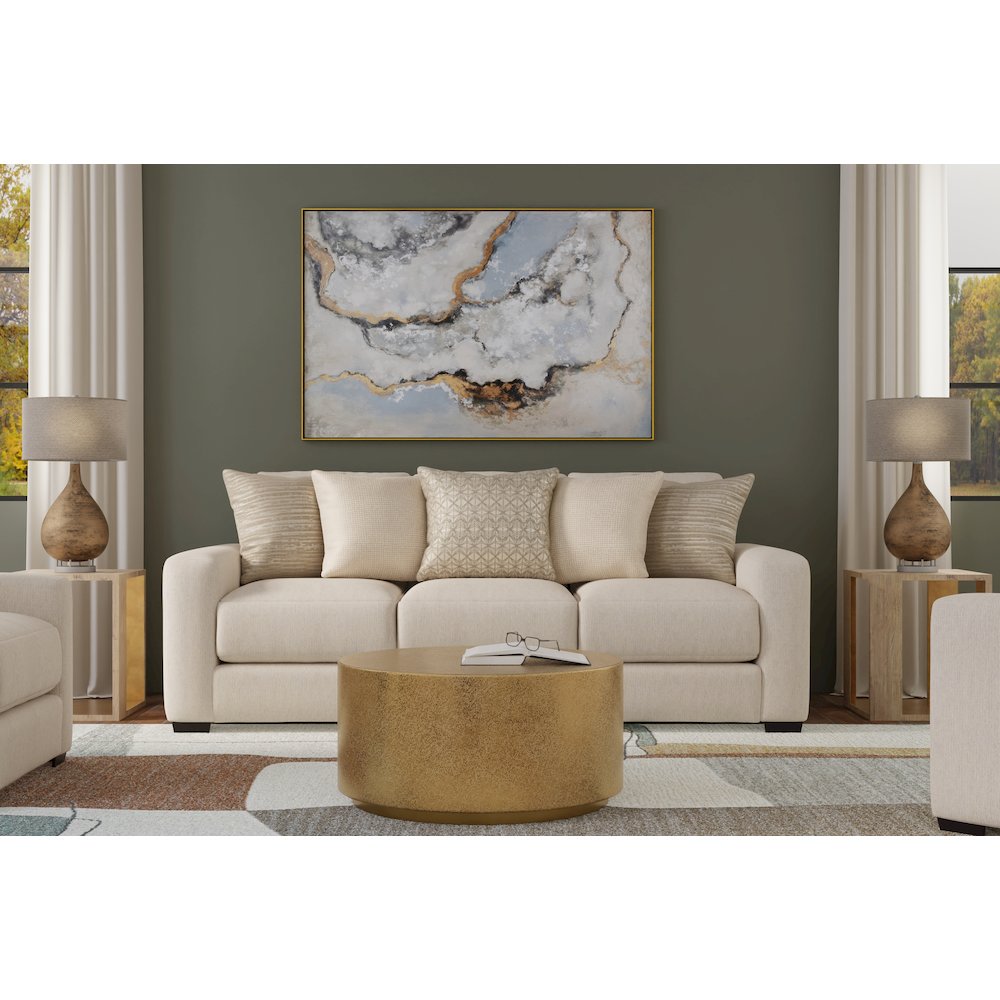 Hyde Park Sofa in Brown Color. Picture 6