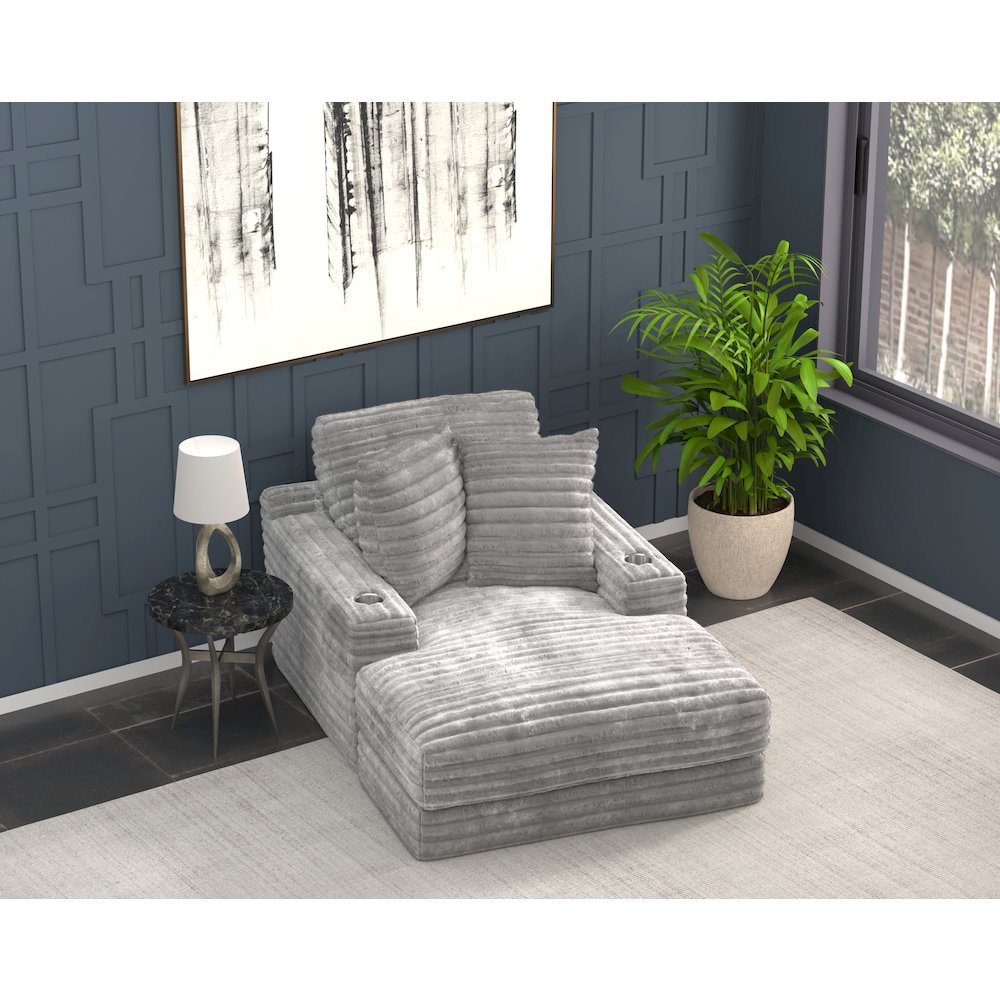 Comfrey Chaise In Moonstruck Color. Picture 4