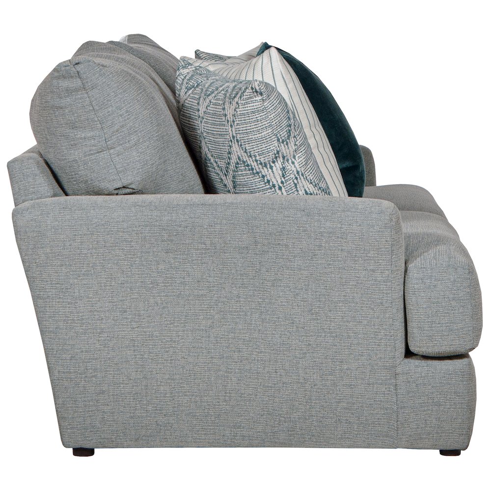Howell Sofa in Blue Color. Picture 4