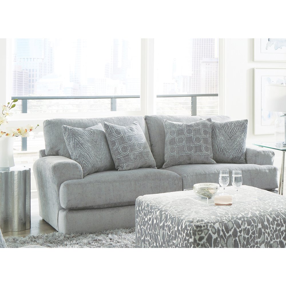 Lamar Sofa in Grey Color. Picture 5