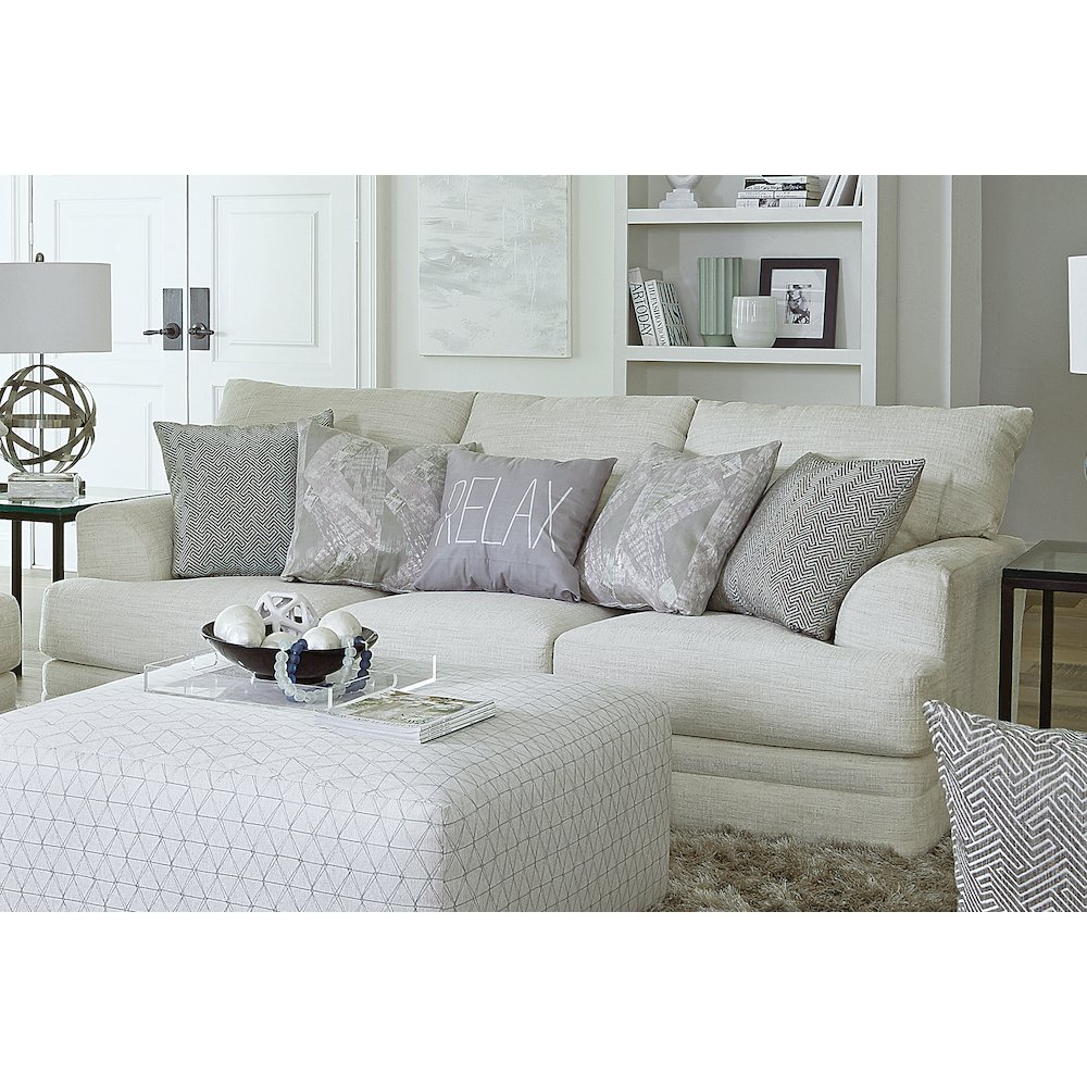 Zeller Sofa in White Color. Picture 5