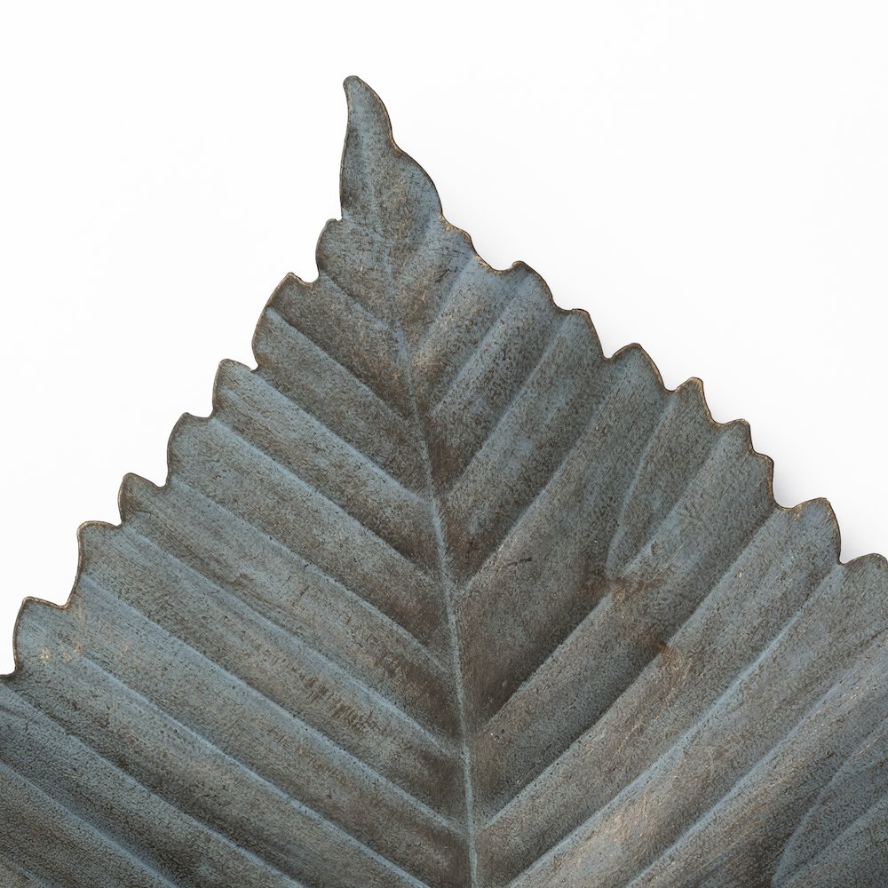 Brattea 16H Large Metal Leaf Wall Art. Picture 3
