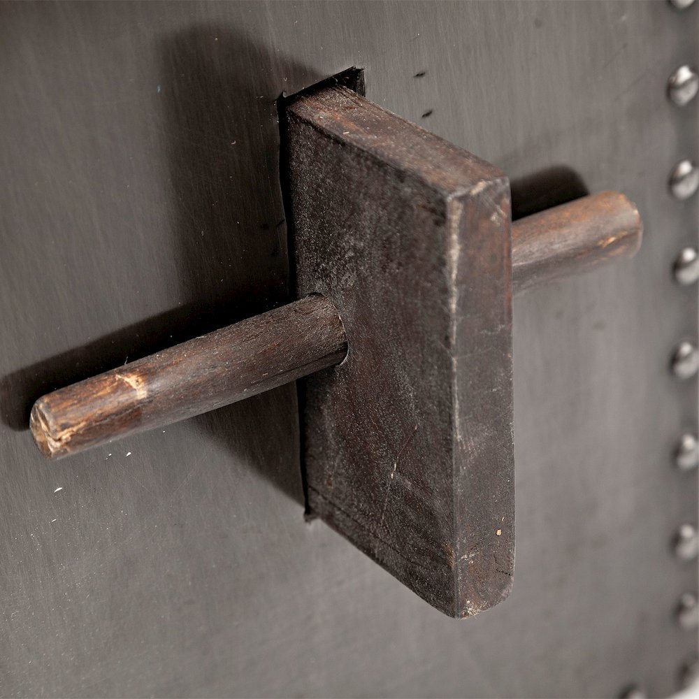 Orwell 52L x 28W Brown Wood Top Metal Cladded Frame Office Desk. Picture 4