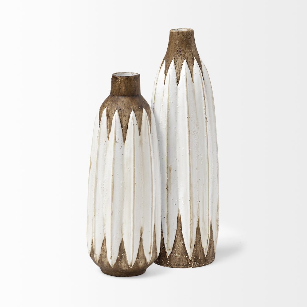 Sisko I Short Rustic Brown White Ceramic Vase. Picture 3