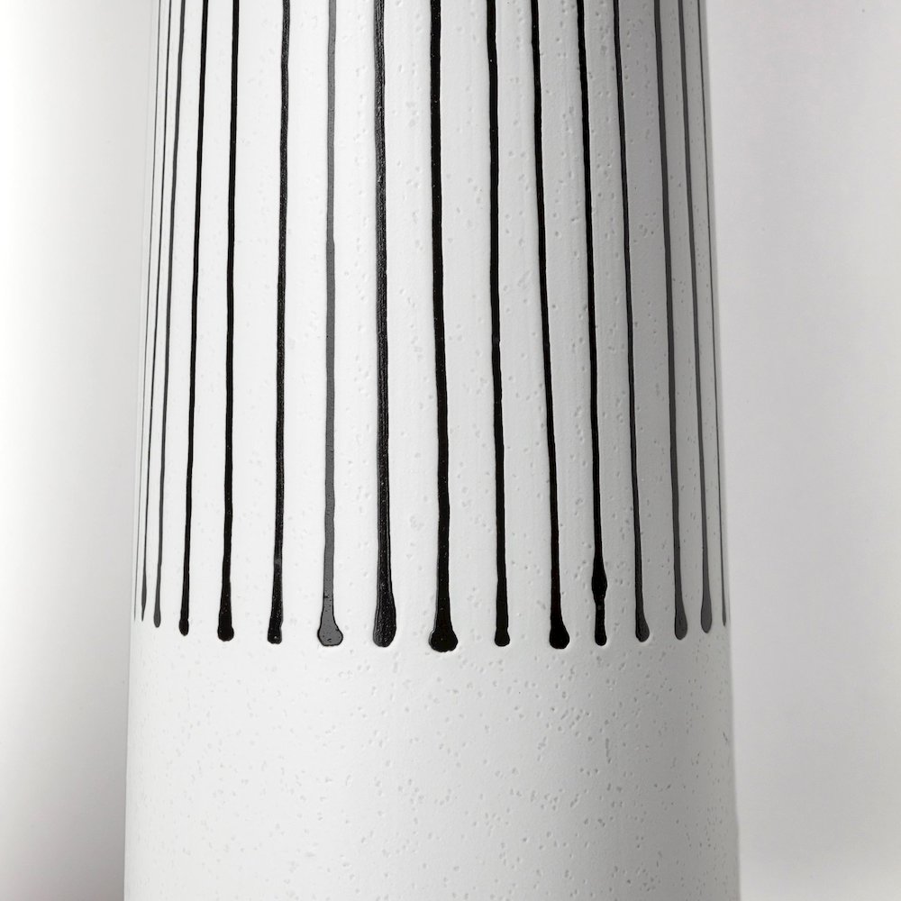 Kira I Small White Pinstripe Ceramic Vase. Picture 4