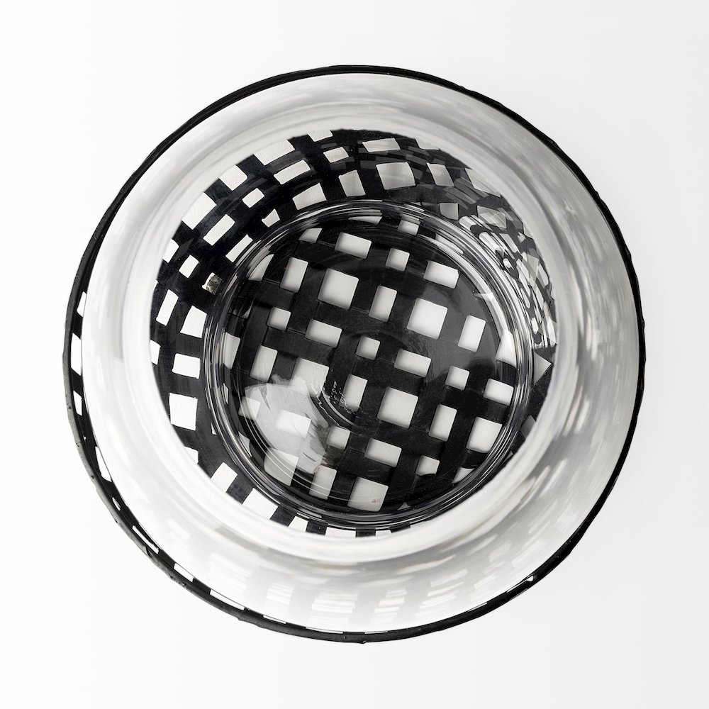 Reena I Small Black Woven Metal Base Table Candle Holder. Picture 3